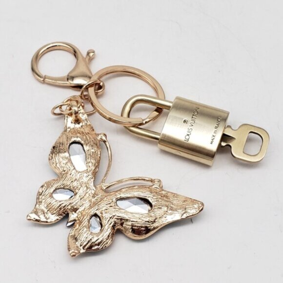 Authentic Louis Vuitton Lock & Key W/ Unbranded Elegant Blue Butterfly Keychain - Picture 5 of 8